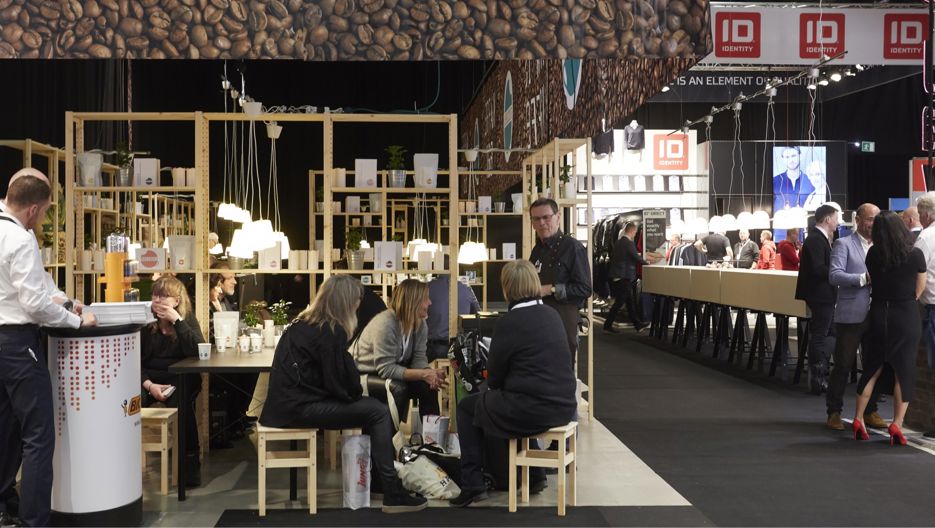 myvendofair2018-coffeebar4.jpg