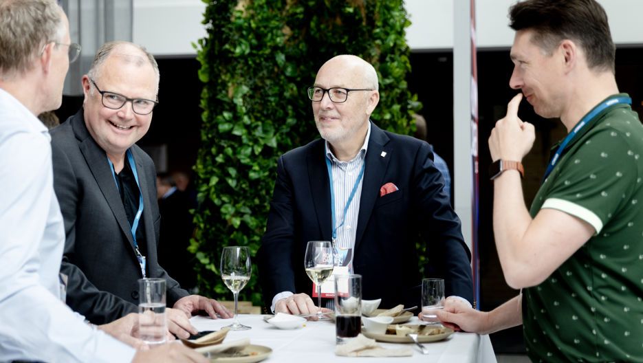 2025 Stemning 01 (1)