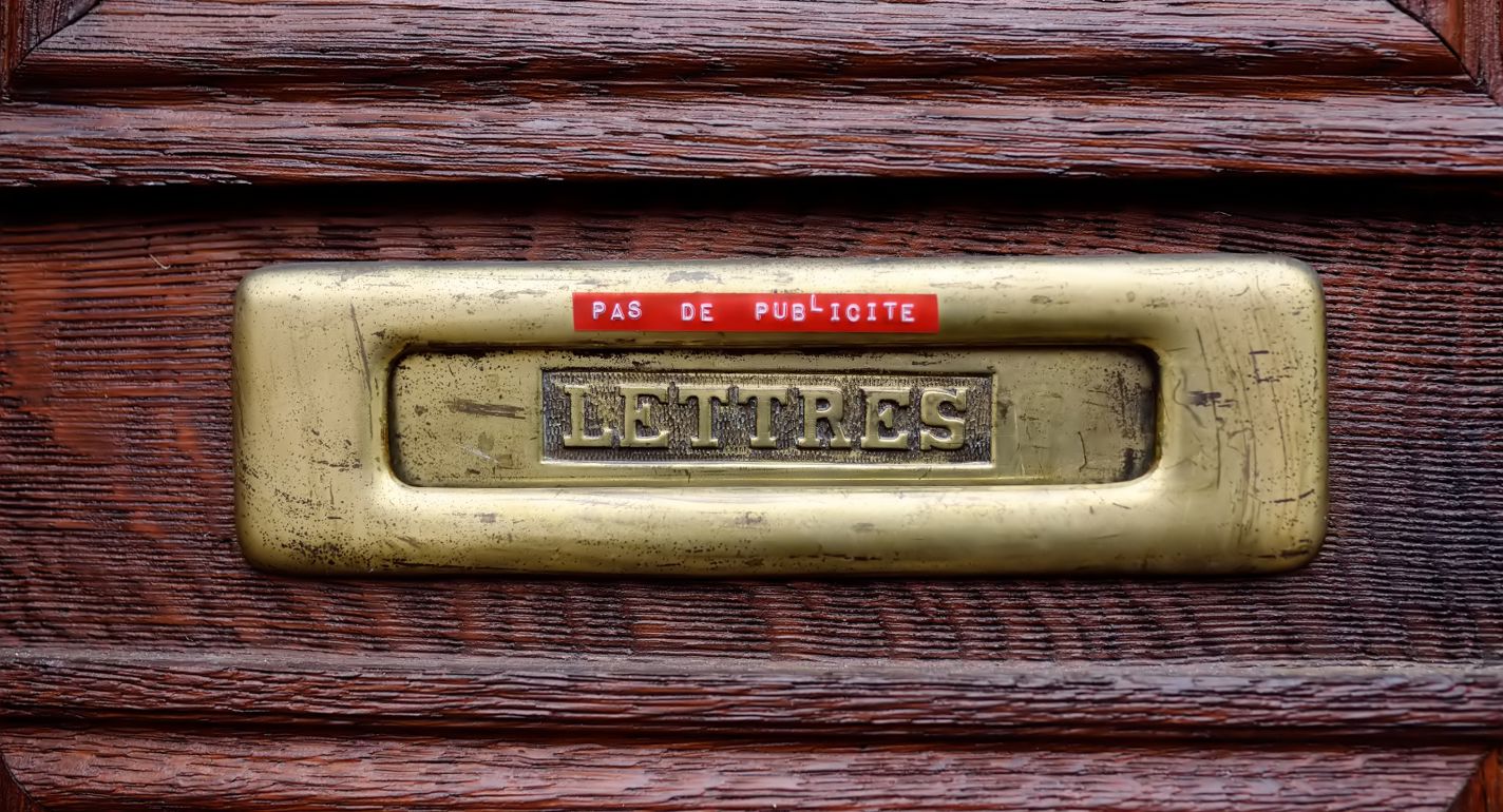 Frankrig skrinlægger ja tak-ordning