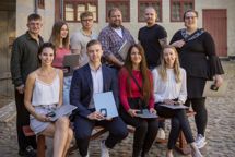 12 dygtige elever fik medaljer