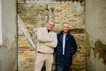 Flere bureaufolk bag nyt AI-værktøj: Kunderejsen ligger nu i samtalen