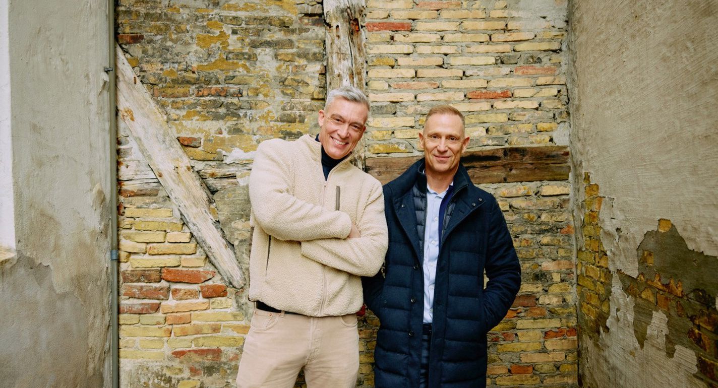 Flere bureaufolk bag nyt AI-værktøj: Kunderejsen ligger nu i samtalen