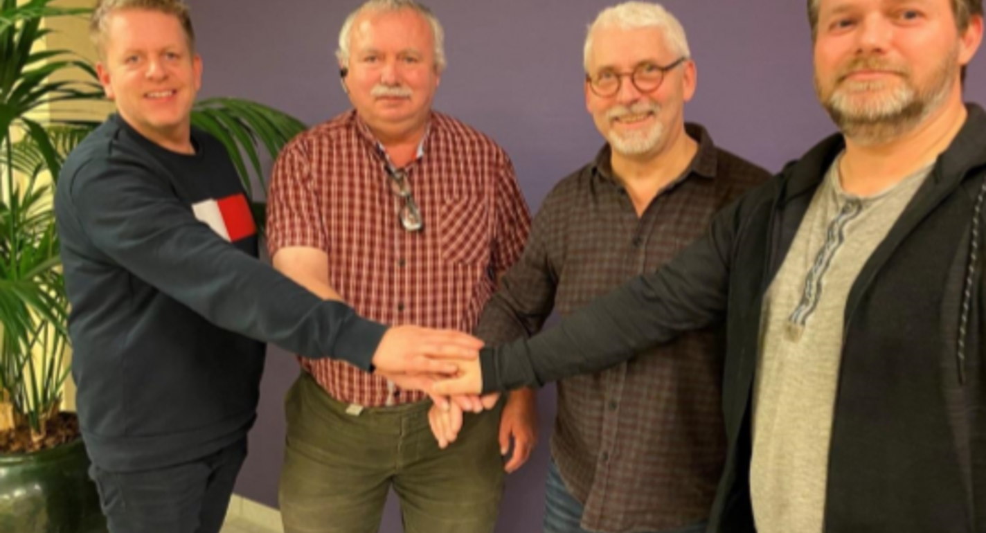 Bogbinderi deles op og sælges