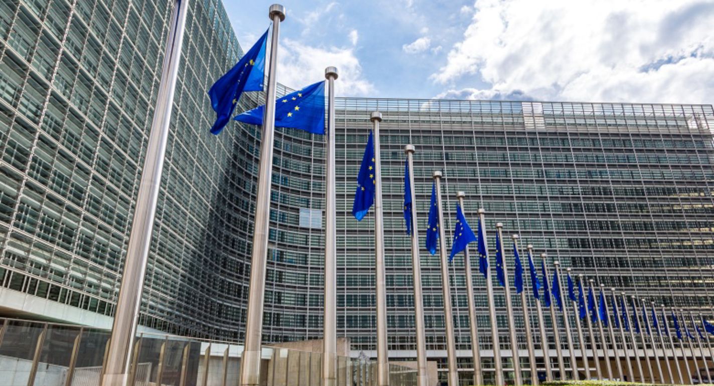 EU-Kommissionen præsenterer rapport om at reducere byrder