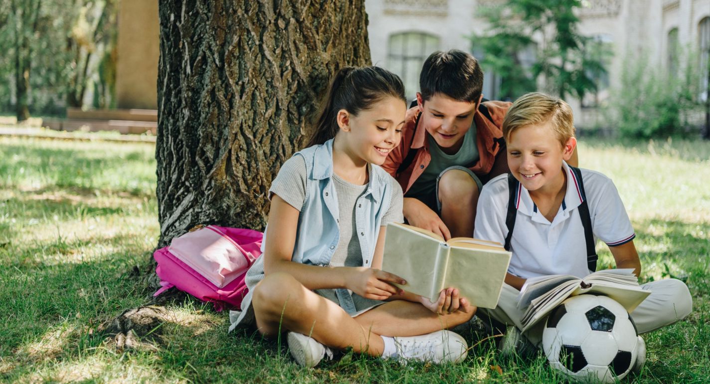 Børne- og undervisningsministeren vil justere millionaftale om skolebøger efter kritik