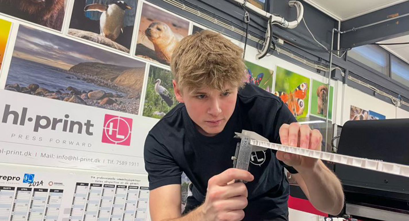 Deltager ved DM i Skills: Jeg håber, at andre bliver opmærksomme på, hvad en grafisk tekniker kan